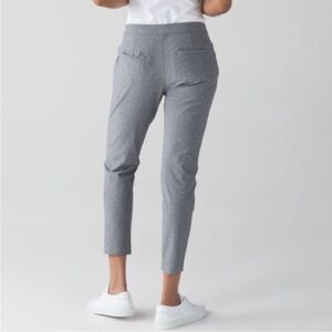 Lululemon jet crop slim heathered gray pants